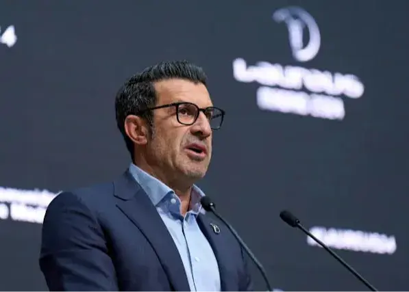 Luis Figo's Strange Question to Perez About Ancelotti's Future!