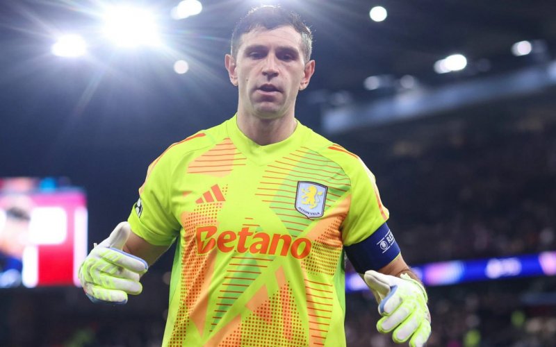Lucrative Saudi Offer for the World's Best Goalkeeper