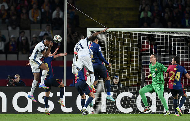 Denzel Dumfries scores for Inter