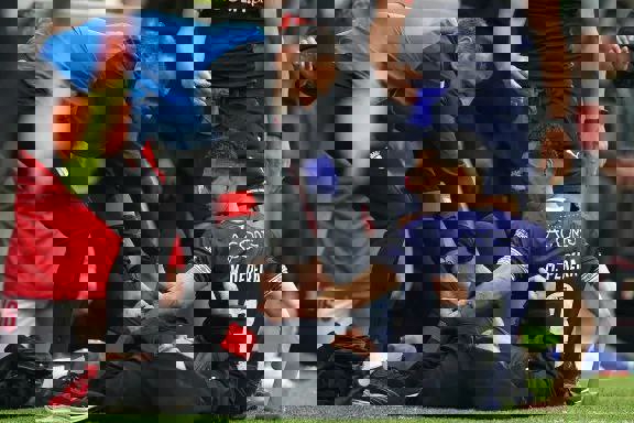 Carlos Carvalhal Injury