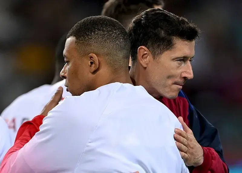Lewandowski and Mbappe's Battle in El Clasico