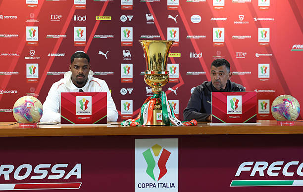 Mike Maignan and Sergio Conceição at press conference