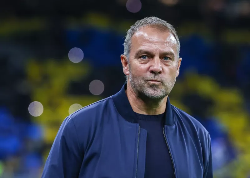 Hans-Dieter Flick's Agent Mission: Contract Extension on the Sidelines of El Clásico!