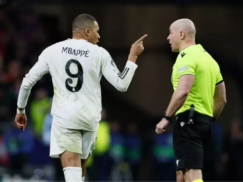 Real Madrid Aims for Third Title in El Clasico!