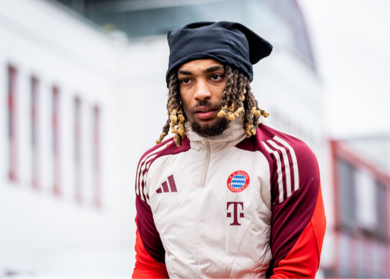 PSG Fans Steal Bayern Star's Cap! (Photo)