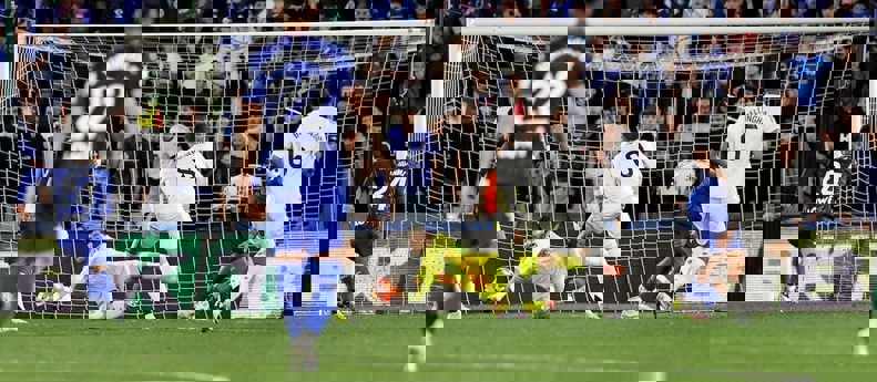 Thibaut Courtois in action