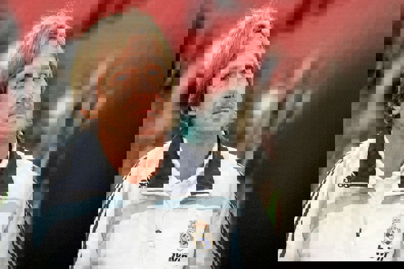 2182328