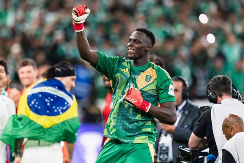 Premier League Stars Shine as Asia's Best Footballers!