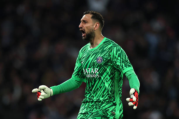 Gianluigi Donnarumma Continues as Superman Against Arsenal (Photos)