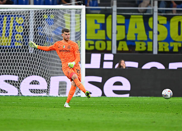 Josep Martinez in action