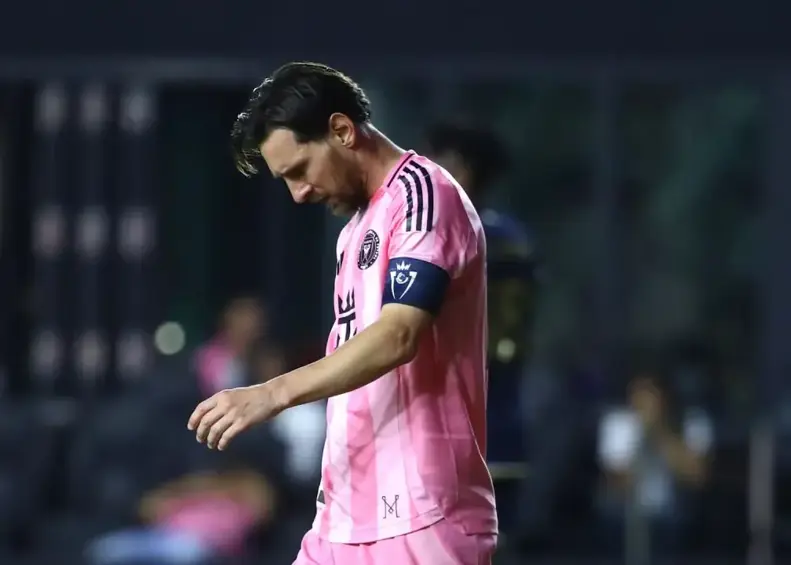 Lionel Messi in action