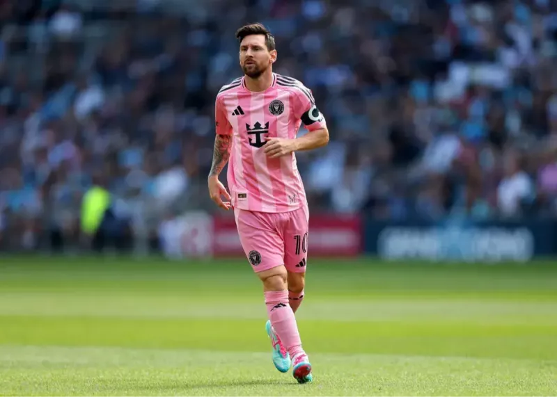 Lionel Messi to Auction His Best Goal