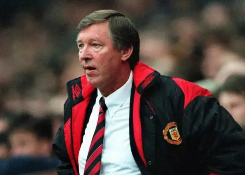 Liverpool Fans Taunt Ferguson with Banner