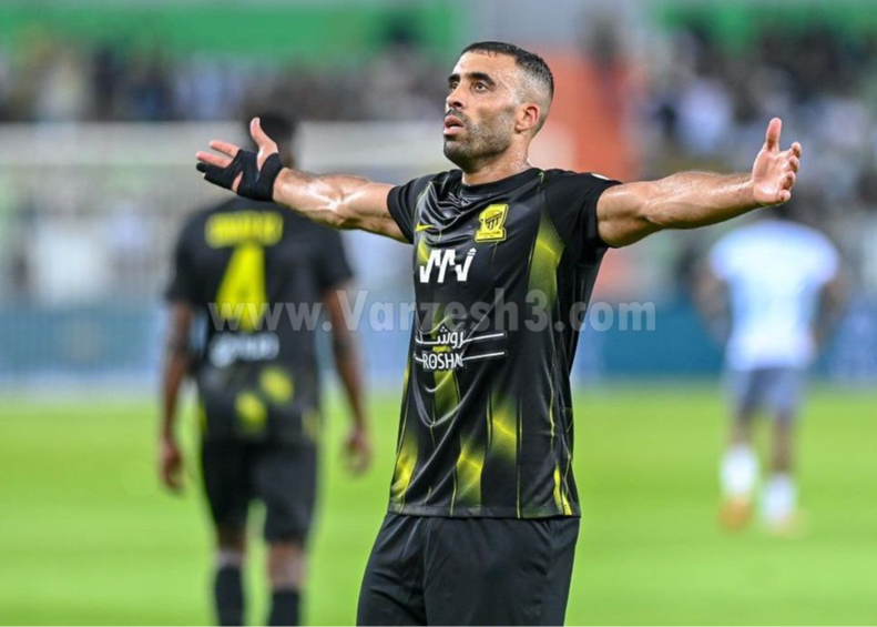 Hamdallah celebrates