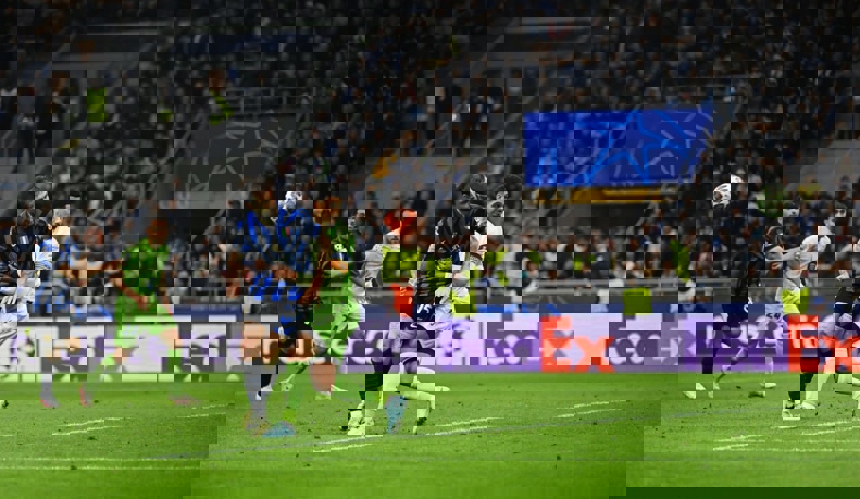 Araujo's Defensive Struggles