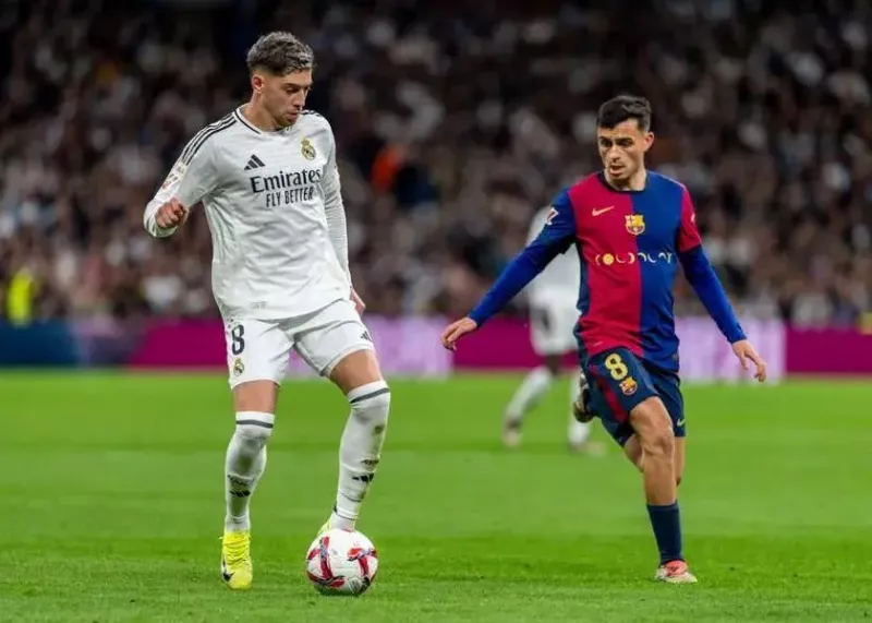 Pedri-Valverde: Clash of the Titans!