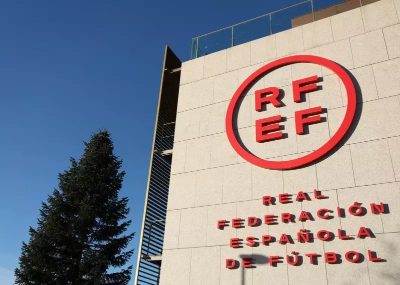 Six Years in Prison for Injuring a Footballer!